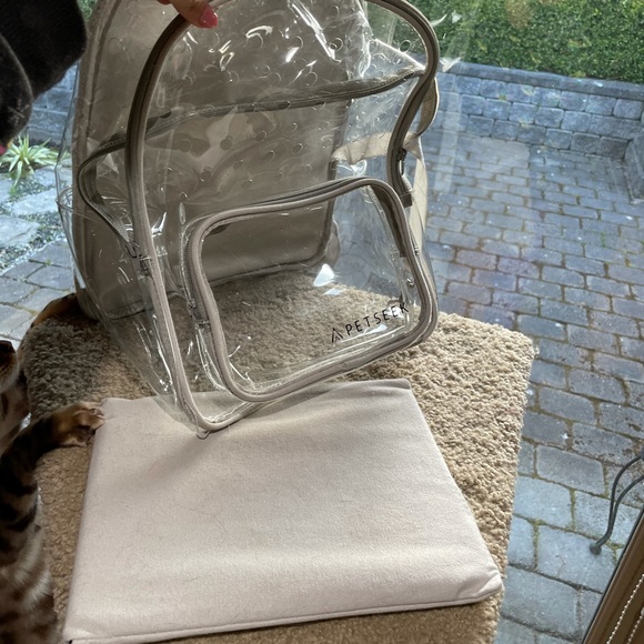 Petseek clear plastic pet cat backpack carrier - Picture 4 of 9